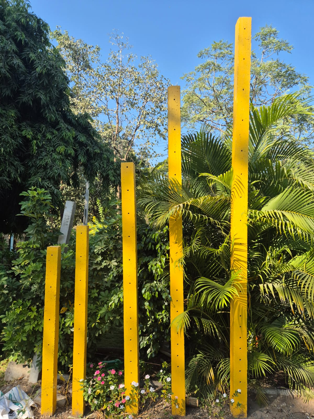 10 Ft, 12 Ft & 15 Ft Fencing Poles
